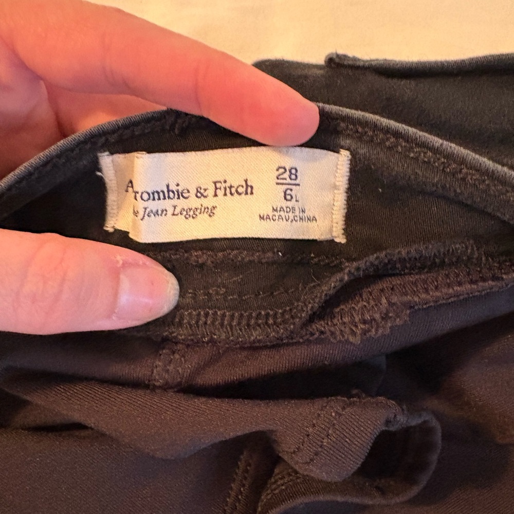 Abercrombie & Fitch Black Skinny Jeans
